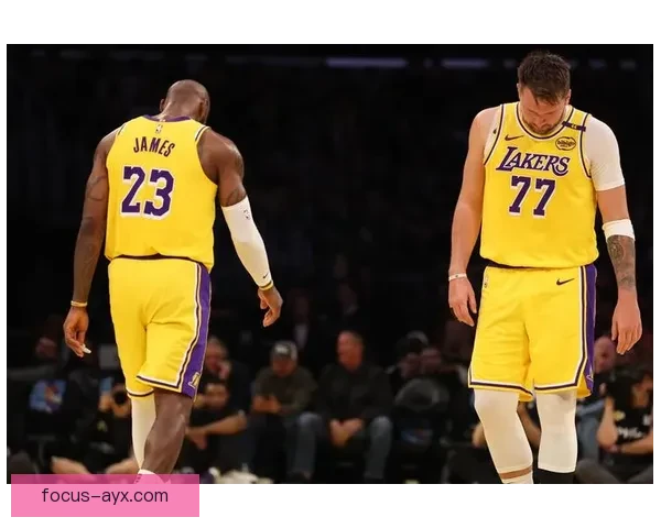 詹姆斯爆发湖人力克勇士西部格局再生变数东部争冠形势趋于白热化