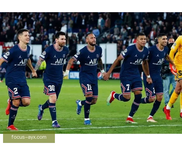 巴黎圣日耳曼足球俱乐部的辉煌历史与未来发展潜力探析