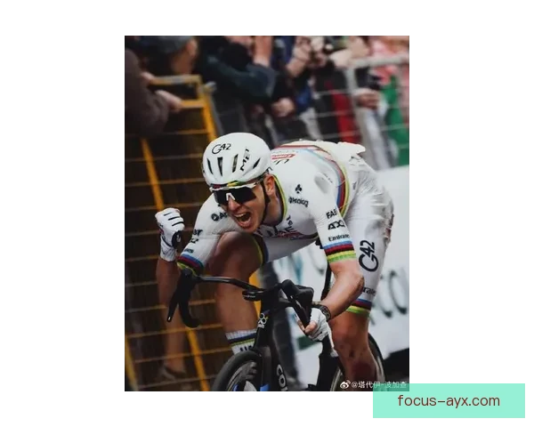 摩托车大奖赛最新动态 杰克米勒赛季表现亮眼 路易斯萨尔瓦多受伤退赛 摩托车大奖赛最新动态 杰克米勒赛季表现亮眼 路易斯萨尔瓦多受伤退赛