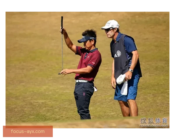 网球界最新动态：顶尖选手激烈争夺赛季冠军榜首